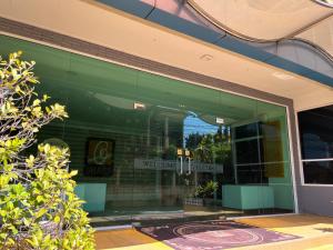 Curve Boutique Hotel