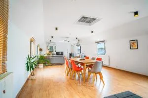 Arcadia - Péniche de Standing à Namur avec vue sur la Citadelle - Champion