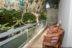 Modern Flat in Exarchia