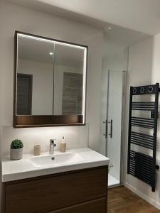 Appartements Location gite atypique Jura : photos des chambres