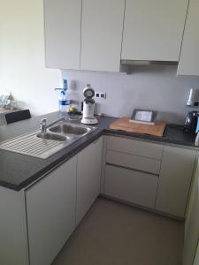 A cozy studio with a sleeping area and a fantastic sea view T43