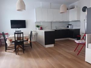 Zenith Luxury Apartments Near Kaiki Beach