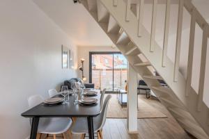 Maisonette 2 chambres avec cour, proche tram