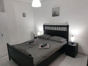 2-bedroom apartment - close to beaches and center