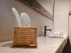 Appartements Gite Sorgue - Exceptionnel 125 m2 Piscine Parking Jardin : photos des chambres