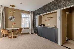 Hotel de Zon anno 1870