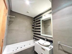 Luxury apartment Marina