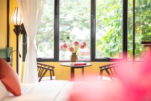 Old Quarter Art Boutique Family Suite Trainview Respite