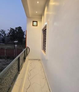 Anmol Kothi Yatri Niwas