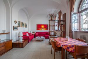 Bellano Promenade & LakeFront