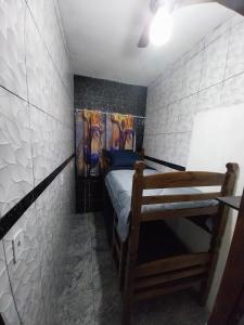 Casa com piscina, churrasqueira e forno a lenha