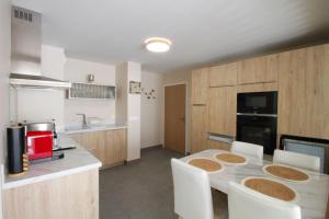 Appartements New T3 with air conditioning 2 steps from the lake : photos des chambres