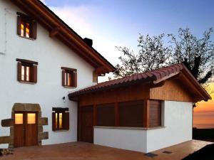 Apartamentos Lusarbe - 4hvězdičkové hotely ve městě Orio