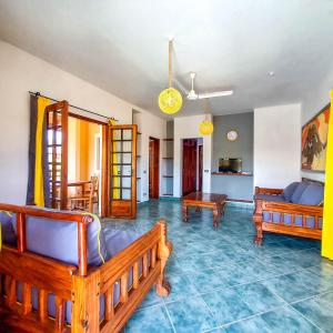 Modern Girasoli Suites 08