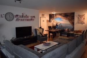 Orchidée SPA Apartment with Jacuzzi close by Laufen