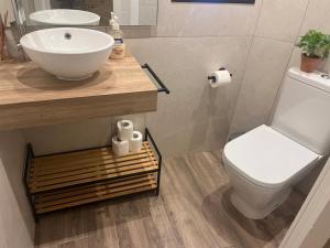 Mucho Trigo Apartments A