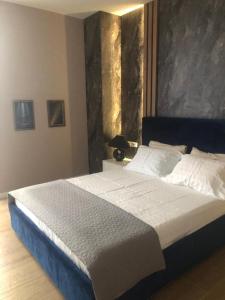 Green Coast Boho Apartment