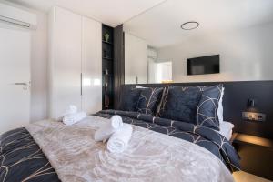 Bellamare Brand New Apartment