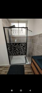 Élégant studio avec jacuzzi