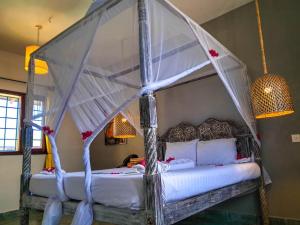 Modern Girasoli Suites 011