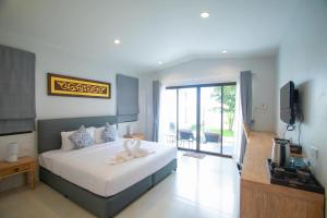 Windy House By Serenity Sea House