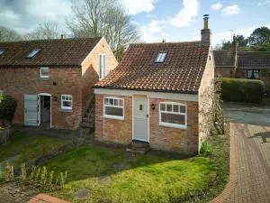 Finest Retreats - Wisteria at The Rookery - Edlington
