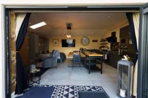 Chic 1bed , Luxury Kitchen Area , Parking , WiFi - Tetney