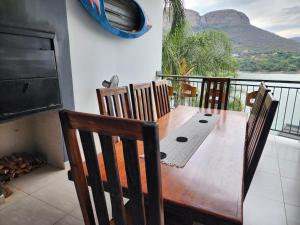 BondMakers at Kosmos