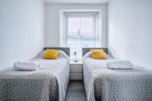 Bay View - 2 Bedroom Apartment - Tenby