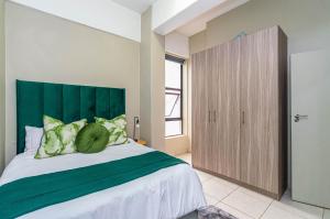 The Bolton Serene Apartment, Rosebank, Johannesburg