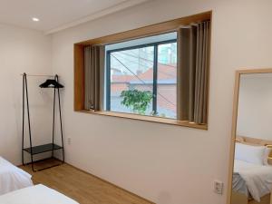 Mangwon Hangang Park House 3 rooms or one room