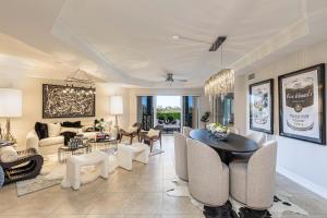 Luxury Penthouse near Beach