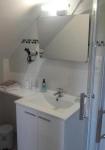 B&B / Chambres d'hotes Chambres La Guejailliere : photos des chambres