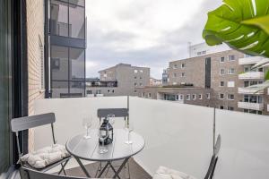 Brand new apartment with garage