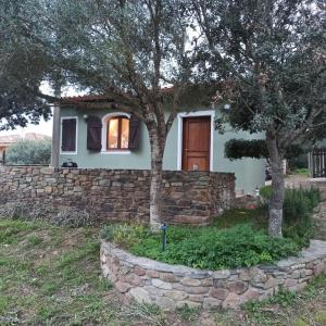 Sardinian Villa enjoy Stintino with your pets !