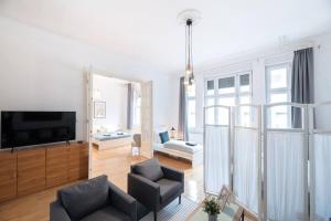 Ultra central spacious home in Vaci street