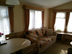 Golden Sands Salisbury GS 8 Berth Heated Access to the beach