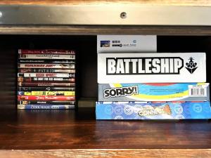 The Cove 2-3 By SDC, Big Deck, Pool, Hot Tub, By Lake , No Stairs