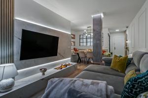Lux Experience Mesa y Lopez