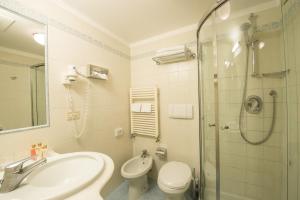 Casa Savoia & Casa Jolanda