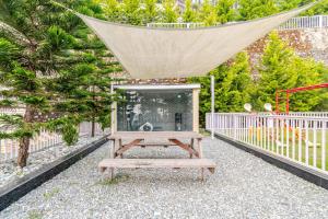 Le Reve Valley - Canadian cottage 3 - 3BHK Luxury cottage,Bonfire,Barbeque,Gym,Kids play zone,Lake view