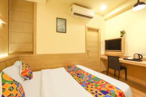 FabHotel Nestlay Rooms High Court - Nr Parrys Corner