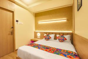 FabHotel Nestlay Rooms High Court - Nr Parrys Corner