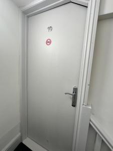 Room 10 NG3 2AZ - Lägenhetshoteller, Nottingham