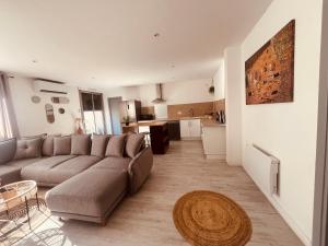 Le Félicité appartement spacieux avec parking