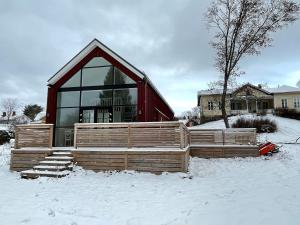 Luxury Cottage and Sauna Space
