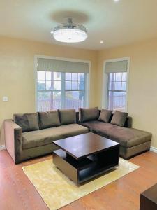 Le Reve Valley - Canadian cottage 3 - 3BHK Luxury cottage,Bonfire,Barbeque,Gym,Kids play zone,Lake view