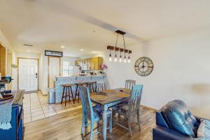 Poolside Condo with Lake Views! Emerald Bay Escape