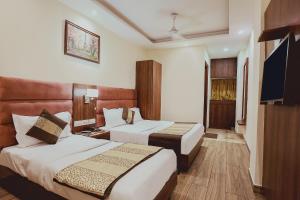 FabHotel The Kailash Dev - Near Azadpur Metro