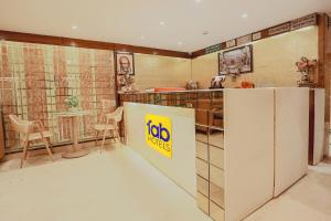 FabHotel The Kailash Dev - Near Azadpur Metro